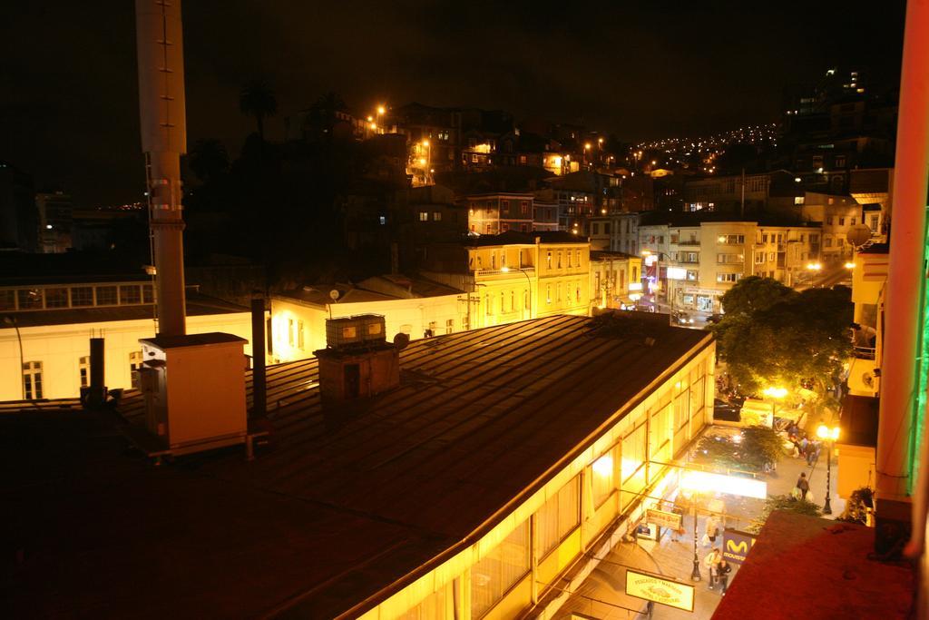 Hotel Puerta De Alcala บัลปาราอีโซ ภายนอก รูปภาพ