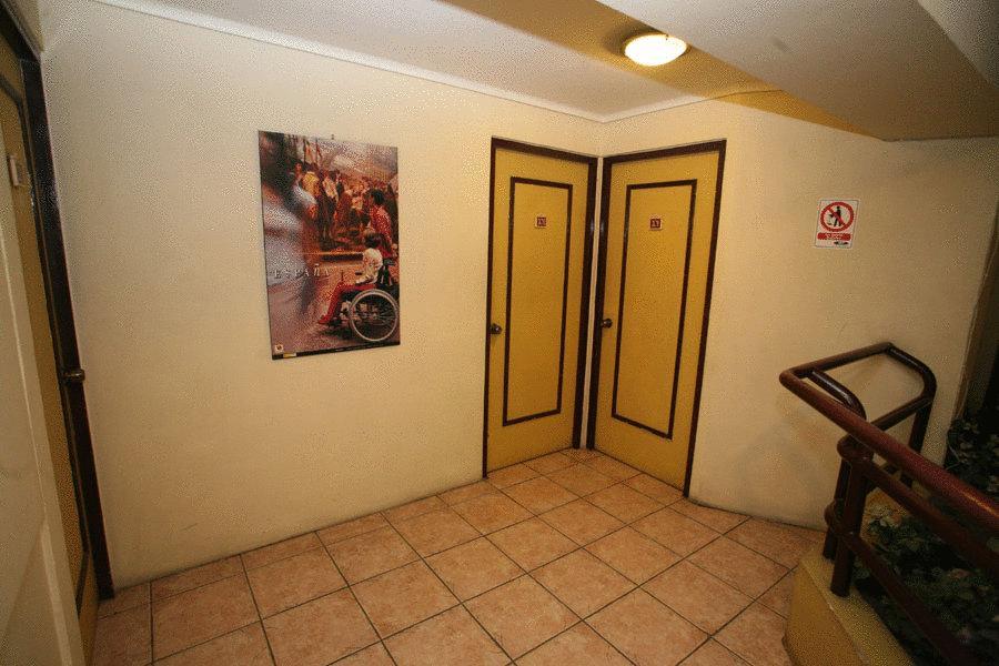Hotel Puerta De Alcala บัลปาราอีโซ ภายนอก รูปภาพ
