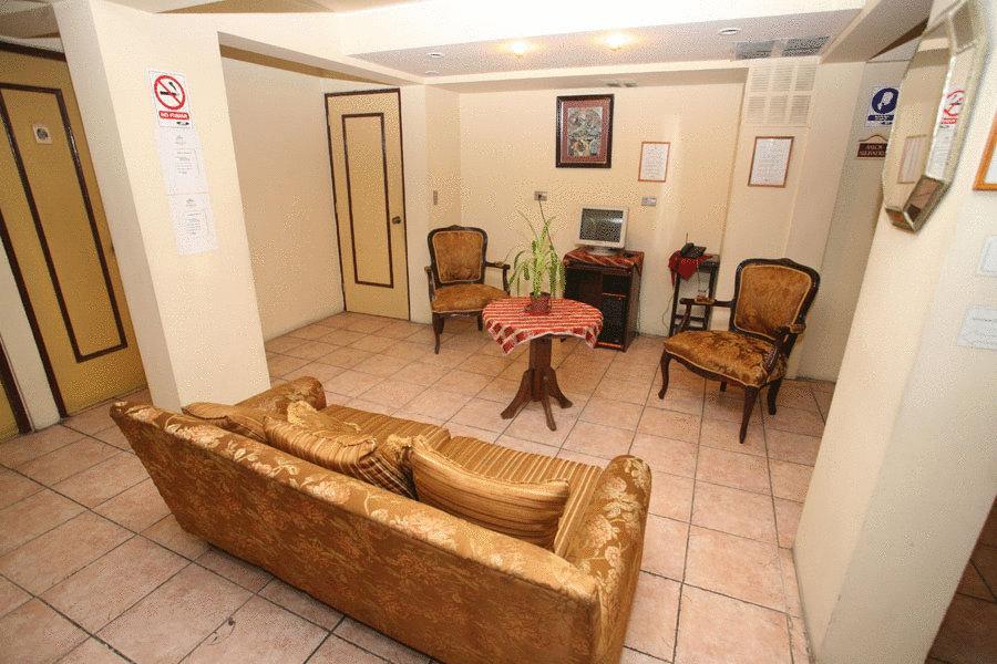 Hotel Puerta De Alcala บัลปาราอีโซ ภายนอก รูปภาพ